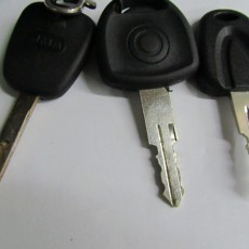 ключ Opel Combo
